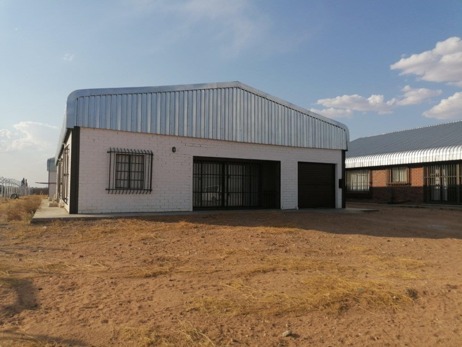 4 Bedroom Property for Sale in Olyfvenhoudtsdrift Northern Cape